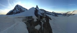 Archiv Foto Webcam Jungfraujoch-Panorama, Berner Oberland 05:00