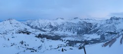 Archiv Foto Webcam Lech-Zürs: Kriegerhorn Panoramablick 15:00