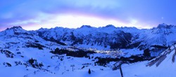 Archiv Foto Webcam Lech-Zürs: Kriegerhorn Panoramablick 05:00