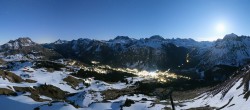 Archiv Foto Webcam Lech-Zürs: Kriegerhorn Panoramablick 22:00