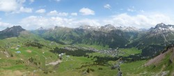Archiv Foto Webcam Lech-Zürs: Kriegerhorn Panoramablick 13:00