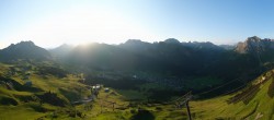 Archiv Foto Webcam Lech-Zürs: Kriegerhorn Panoramablick 05:00