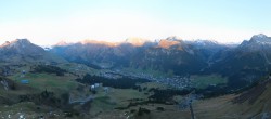 Archiv Foto Webcam Lech-Zürs: Kriegerhorn Panoramablick 17:00
