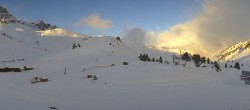 Archived image Webcam Panoramic view Salober base station 17:00