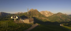 Archiv Foto Webcam Warth Schröcken - Panorama Saloberjet 05:00