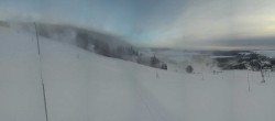 Archiv Foto Webcam Oberwiesenthal - Blick auf Skihang und Ort 07:00