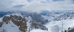 Archiv Foto Webcam Zugspitze: Panoramablick vom Gipfel 09:00