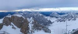 Archived image Webcam Panoramic View Zugspitze 05:00