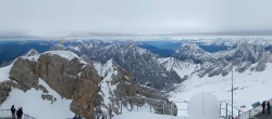 Archived image Webcam Panoramic View Zugspitze 09:00