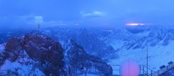 Archiv Foto Webcam Zugspitze: Panoramablick vom Gipfel 06:00