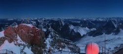 Archiv Foto Webcam Zugspitze: Panoramablick vom Gipfel 03:00