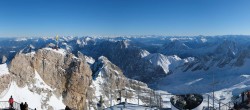 Archiv Foto Webcam Zugspitze: Panoramablick vom Gipfel 13:00