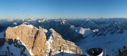 Archiv Foto Webcam Zugspitze: Panoramablick vom Gipfel 15:00