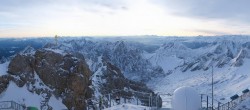 Archived image Webcam Panoramic View Zugspitze 07:00