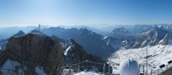 Archiv Foto Webcam Zugspitze: Panoramablick vom Gipfel 07:00