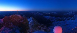 Archiv Foto Webcam Zugspitze: Panoramablick vom Gipfel 03:00