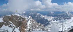 Archiv Foto Webcam Zugspitze: Panoramablick vom Gipfel 13:00