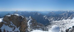 Archiv Foto Webcam Zugspitze: Panoramablick vom Gipfel 09:00