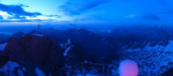 Archiv Foto Webcam Zugspitze: Panoramablick vom Gipfel 03:00