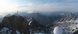 Archived image Webcam Panoramic View Zugspitze 05:00