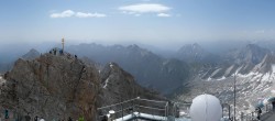 Archiv Foto Webcam Zugspitze: Panoramablick vom Gipfel 09:00