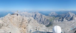 Archiv Foto Webcam Zugspitze: Panoramablick vom Gipfel 15:00