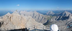 Archiv Foto Webcam Zugspitze: Panoramablick vom Gipfel 17:00