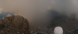 Archiv Foto Webcam Zugspitze: Panoramablick vom Gipfel 19:00