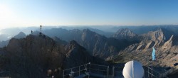 Archiv Foto Webcam Zugspitze: Panoramablick vom Gipfel 05:00