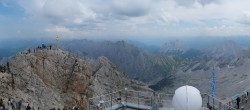 Archiv Foto Webcam Zugspitze: Panoramablick vom Gipfel 13:00