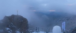Archiv Foto Webcam Zugspitze: Panoramablick vom Gipfel 05:00