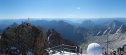 Archiv Foto Webcam Zugspitze: Panoramablick vom Gipfel 09:00