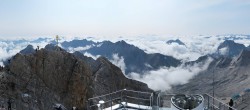 Archiv Foto Webcam Zugspitze: Panoramablick vom Gipfel 09:00