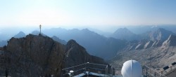 Archiv Foto Webcam Zugspitze: Panoramablick vom Gipfel 07:00