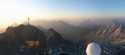 Archiv Foto Webcam Zugspitze: Panoramablick vom Gipfel 05:00