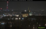 Archived image Webcam View of Prague Castle and St. Vitus Cathedral 16:00