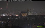 Archived image Webcam View of Prague Castle and St. Vitus Cathedral 17:00