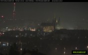 Archived image Webcam View of Prague Castle and St. Vitus Cathedral 21:00