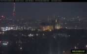 Archived image Webcam View of Prague Castle and St. Vitus Cathedral 17:00