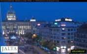 Archived image Webcam Wenceslas Square in Prague 19:00
