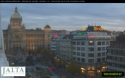 Archiv Foto Webcam Der Wenzelsplatz in der Neustadt Prags 15:00