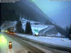Archived image Webcam Felbertauern Tunnel - South 00:00