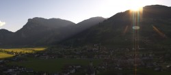Archiv Foto Webcam Blick von Bichl auf Mayrhofen 17:00