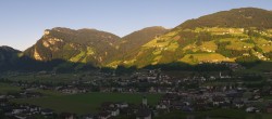 Archiv Foto Webcam Blick von Bichl auf Mayrhofen 06:00