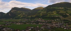 Archiv Foto Webcam Blick von Bichl auf Mayrhofen 05:00