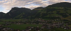 Archiv Foto Webcam Blick von Bichl auf Mayrhofen 05:00