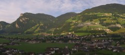 Archiv Foto Webcam Blick von Bichl auf Mayrhofen 06:00
