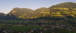 Archiv Foto Webcam Blick von Bichl auf Mayrhofen 05:00