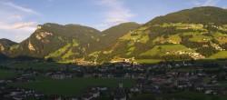 Archiv Foto Webcam Blick von Bichl auf Mayrhofen 06:00