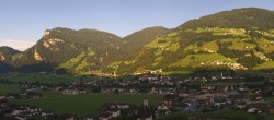 Archiv Foto Webcam Blick von Bichl auf Mayrhofen 06:00